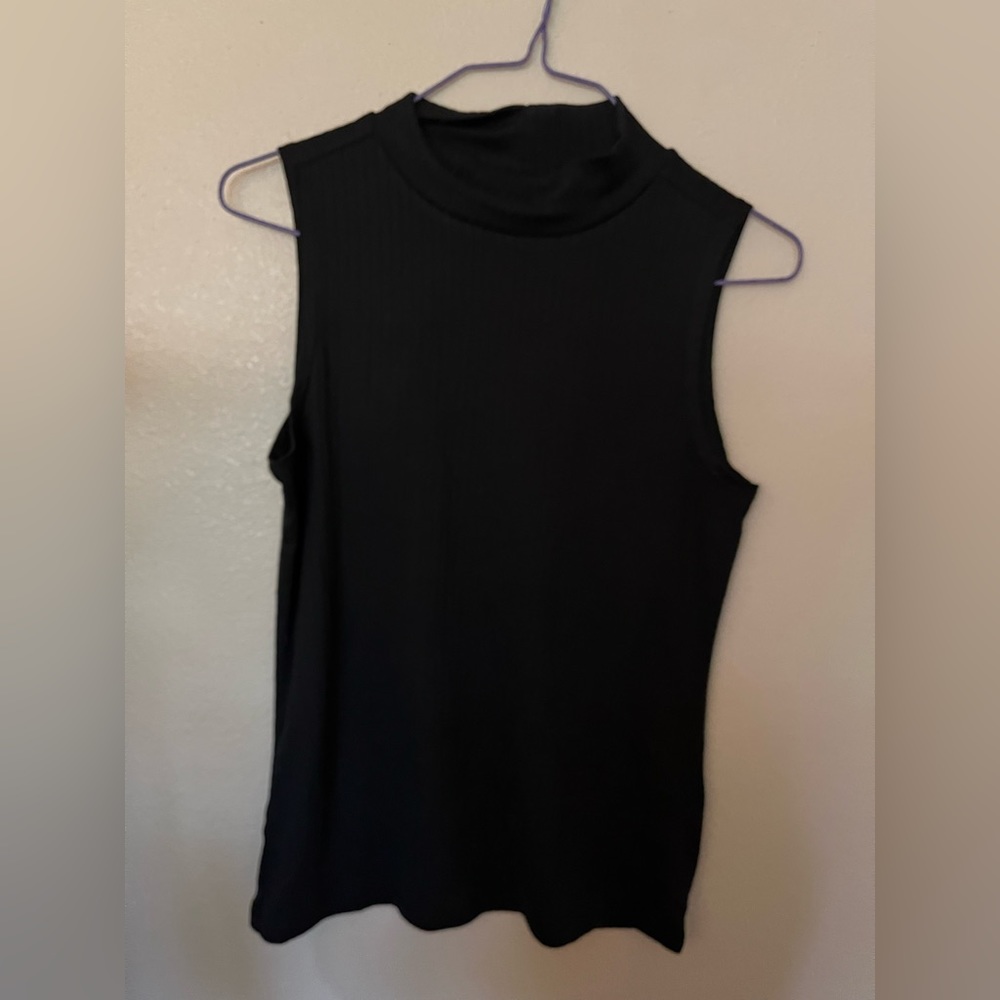 Black Tank Top Women’s S
Like new